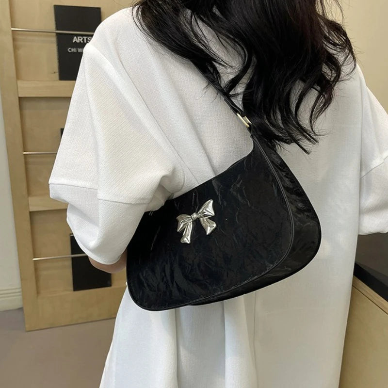 Amélisse Schultertasche – Elegante Schleife