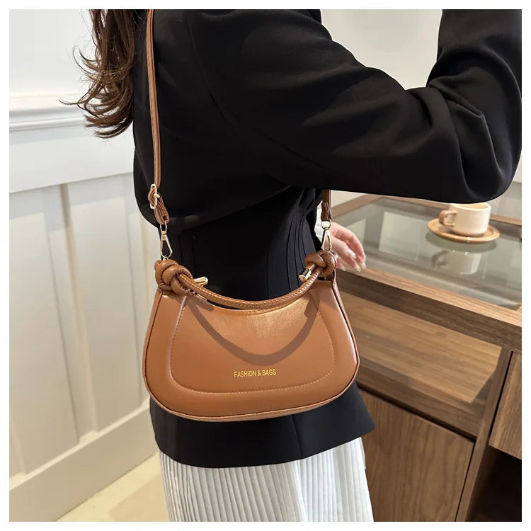 Lunéra Schultertasche - Weiches Ledergefühl