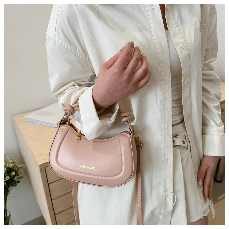Lunéra Schultertasche - Weiches Ledergefühl