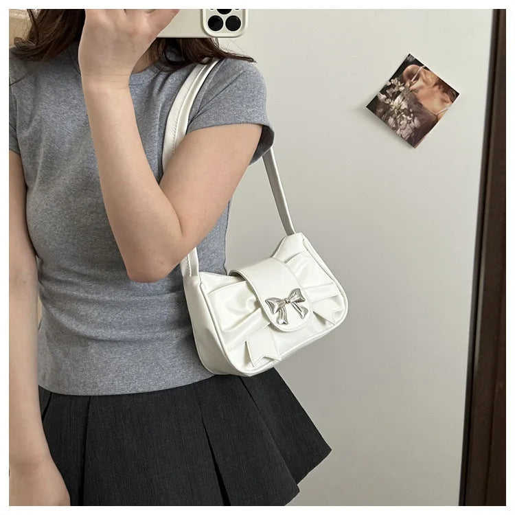 Eloria Schultertasche – Hochwertiges Design