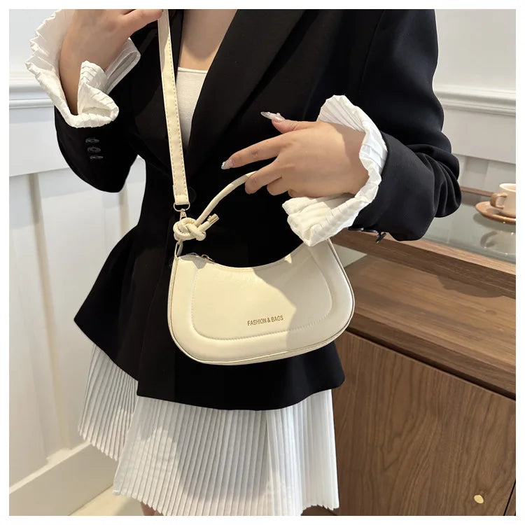 Lunéra Schultertasche - Weiches Ledergefühl