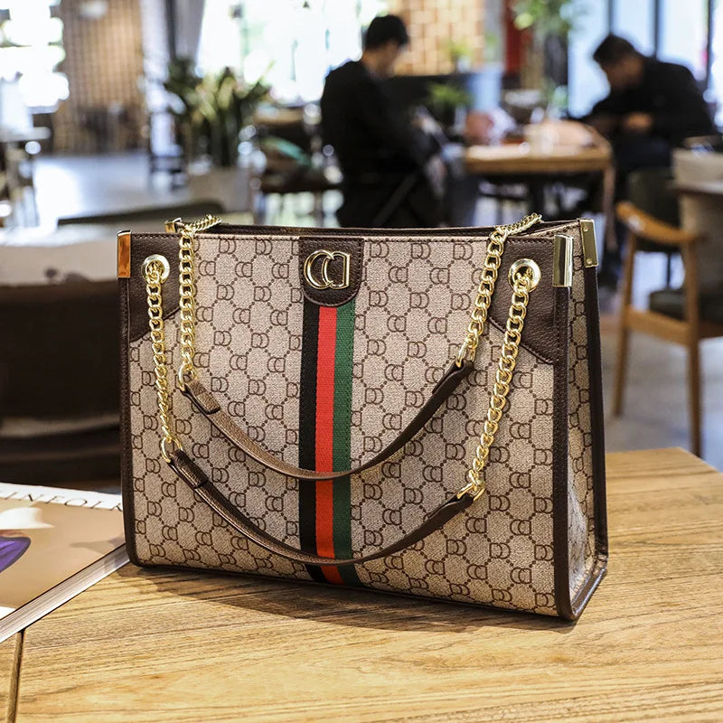 Aurelia Shopper – Luxuriöse Verarbeitung